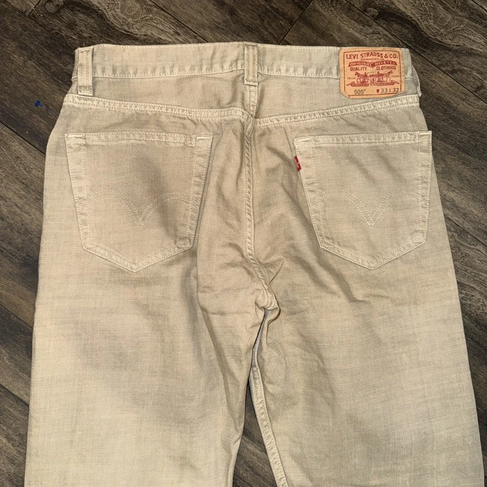 Vintage Levi's 505 Regular Fit Straight Leg Beige Men's Size 33x32 Denim Y2K
